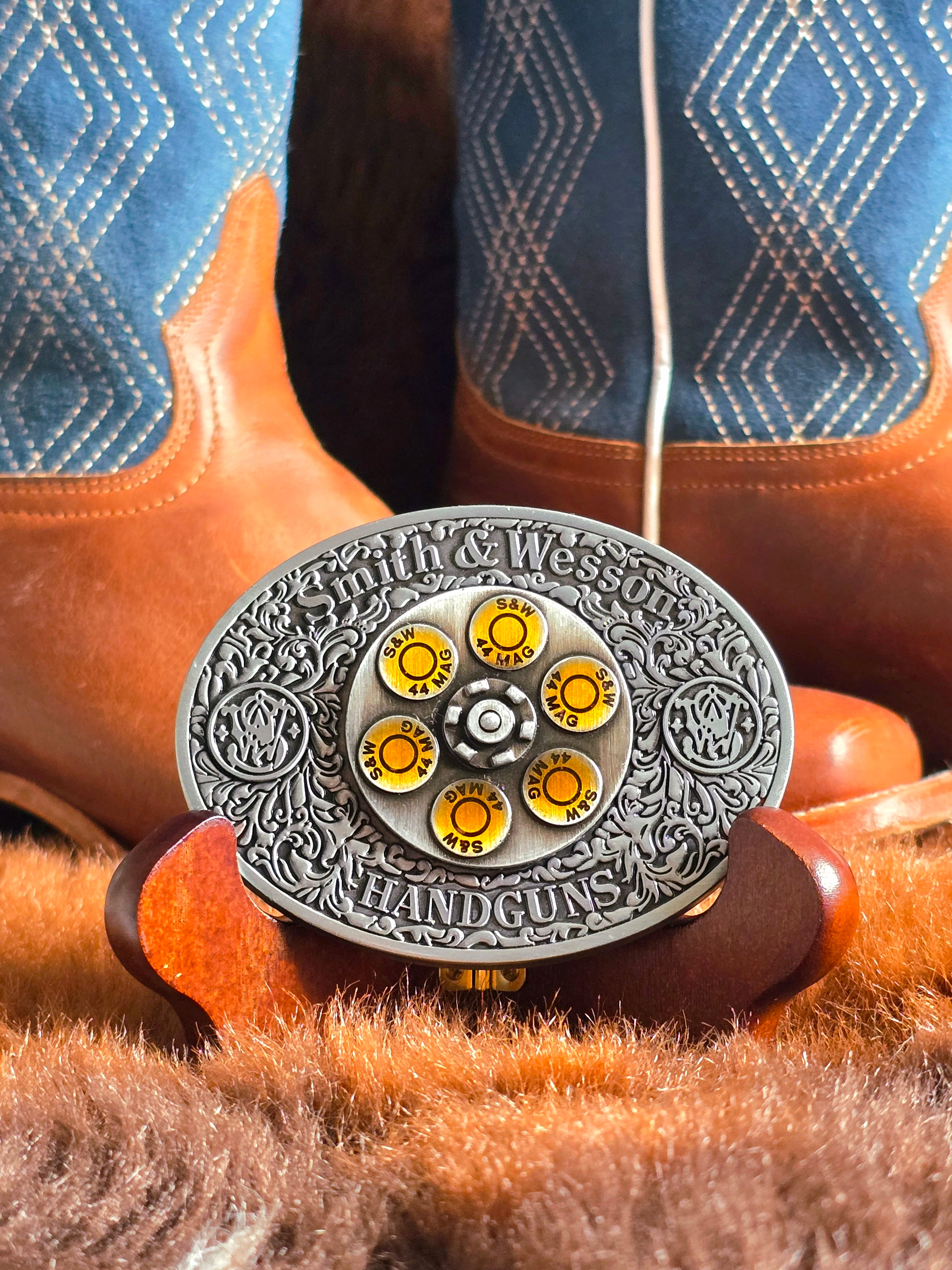 Smith & Wesson Spinning Belt Buckle