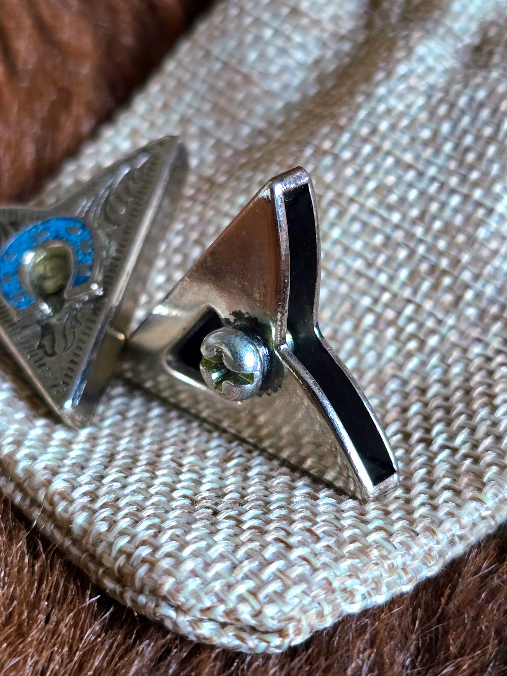 Horse Shoe Turquoise Collar Clips