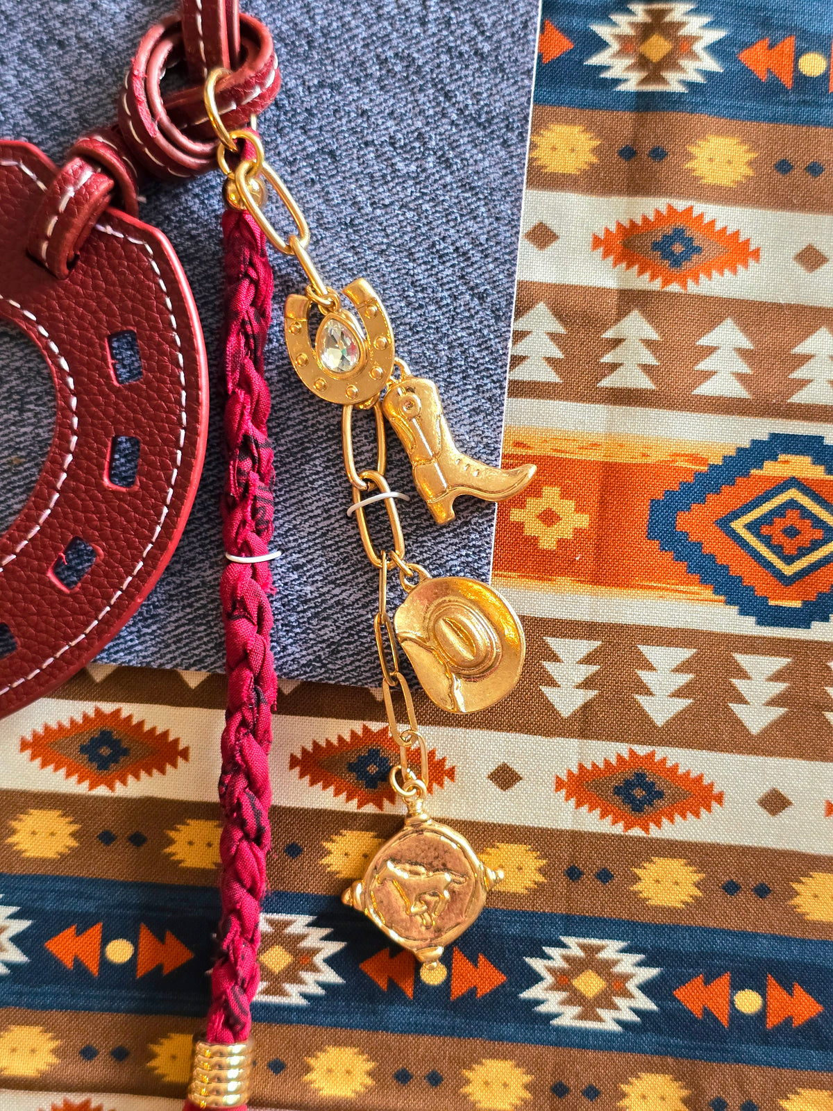 Atterri Horseshoe Bag Charm | Western Luxe Keychain