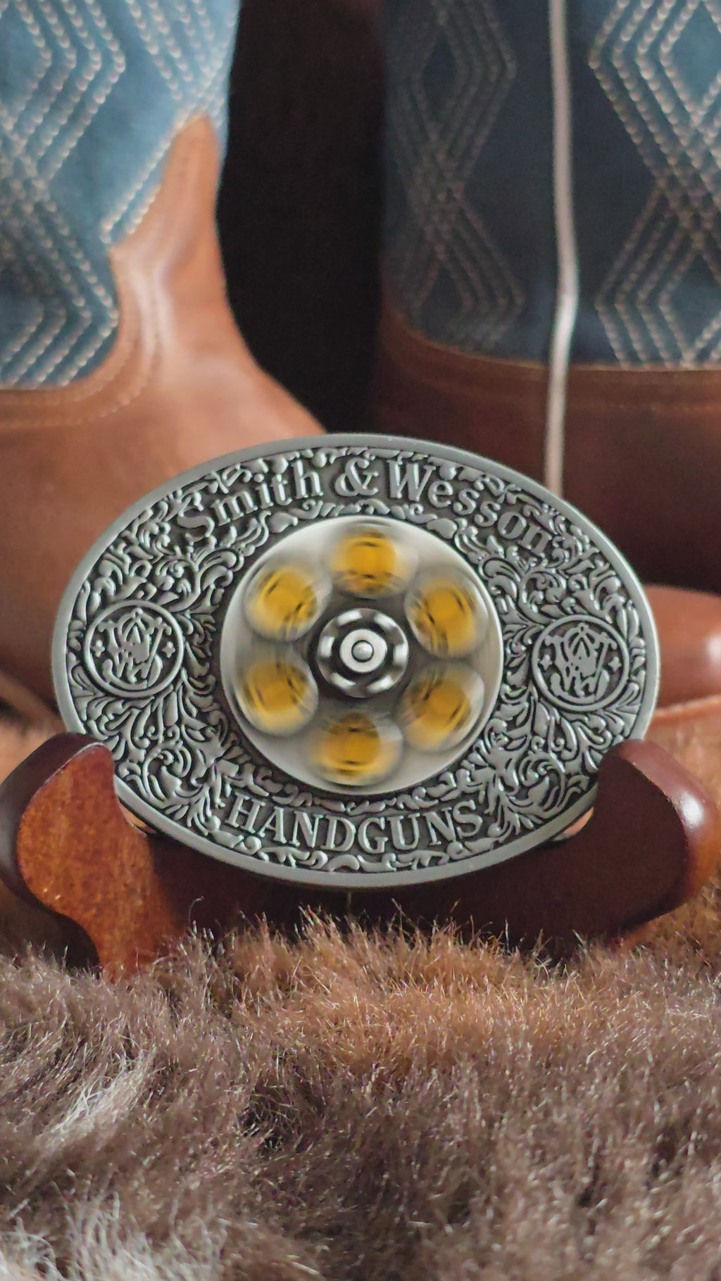 Smith & Wesson Spinning Belt Buckle